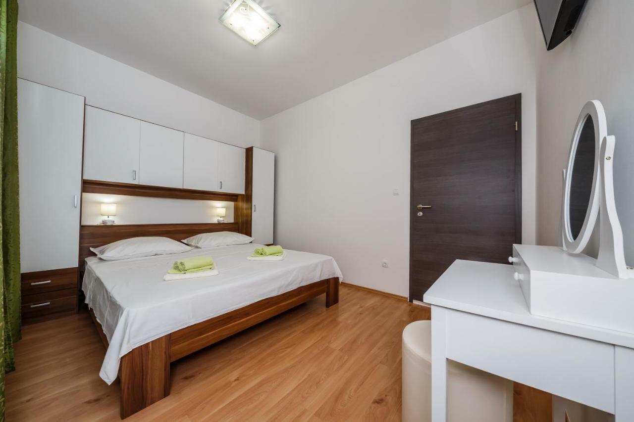 Apartman Sunce Apartment Kaštela Екстериор снимка