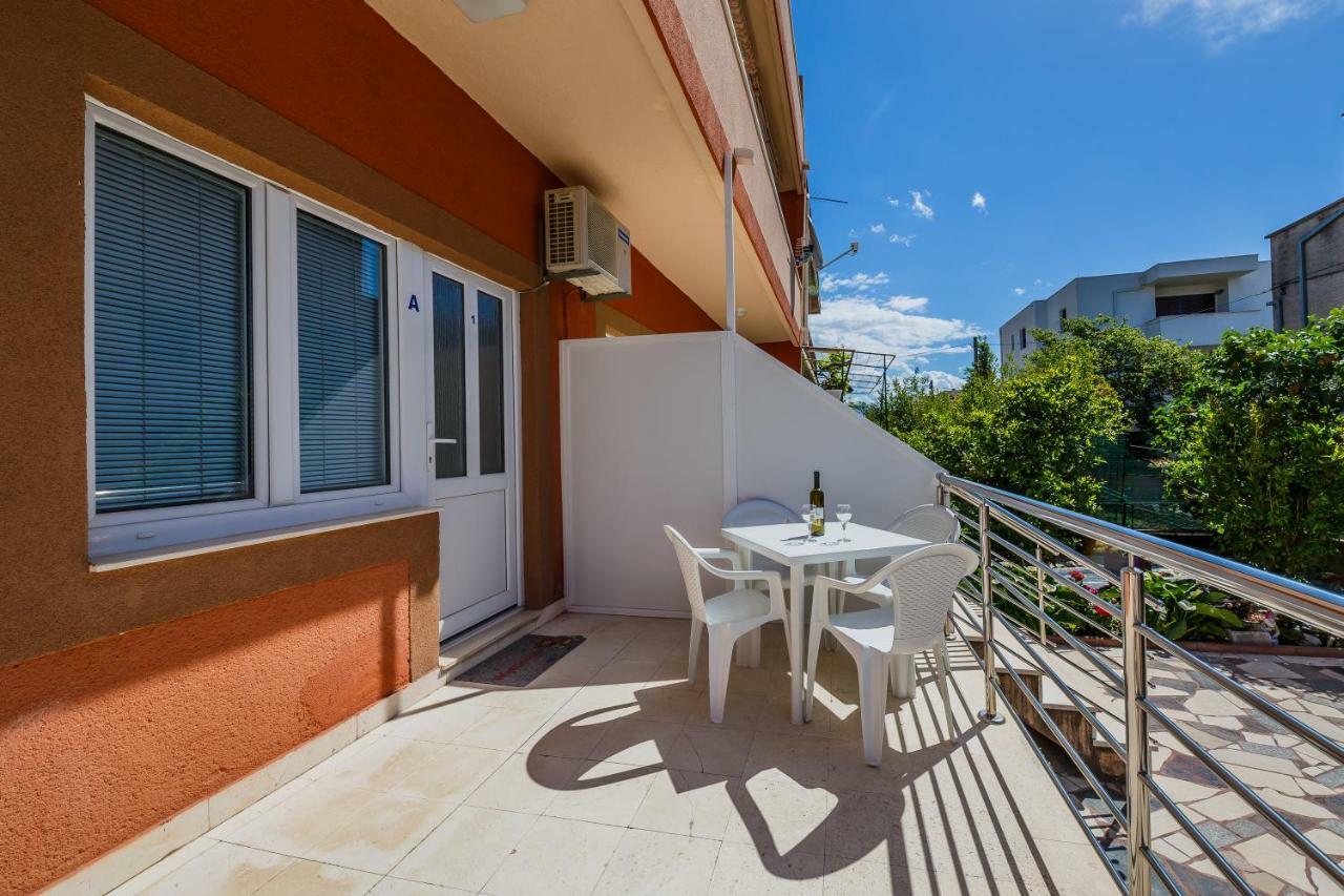 Apartman Sunce Apartment Kaštela Екстериор снимка