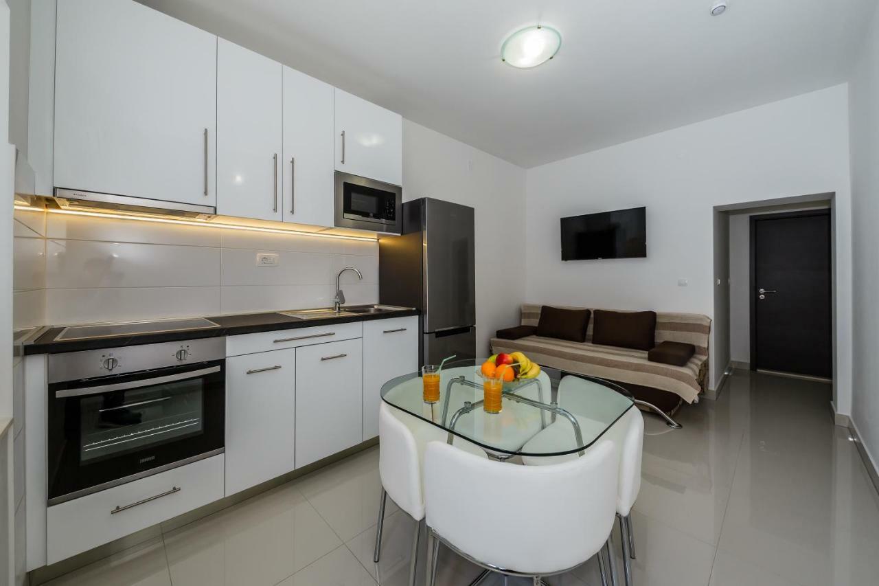 Apartman Sunce Apartment Kaštela Екстериор снимка